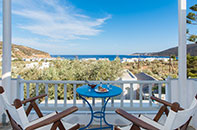 Balcon avec vue sur Platis Gialos