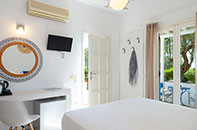 Chambre double à la Villa Irini à Sifnos